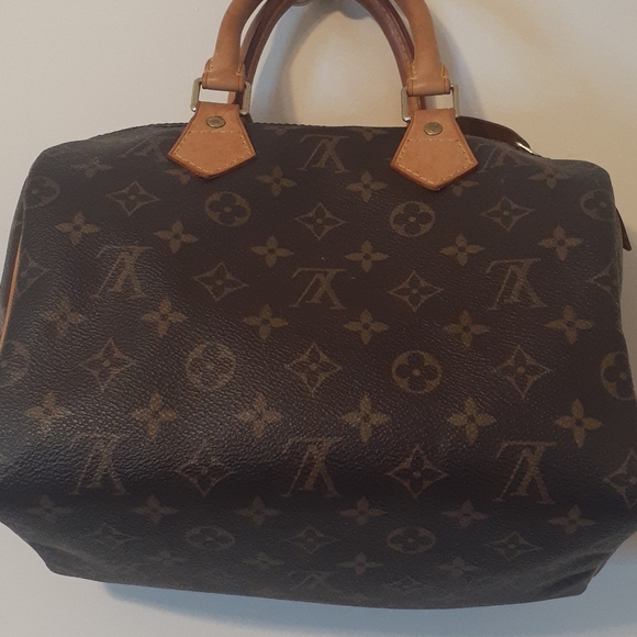 Louis Vuitton Bag - Picture 3 of 4